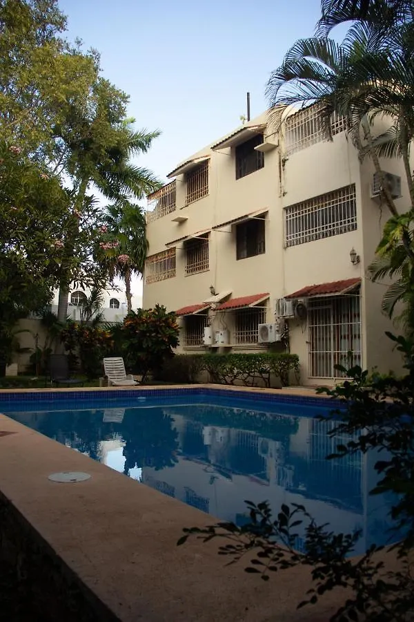 Departamento Centrico Y Moderno En Cancun. 0*,