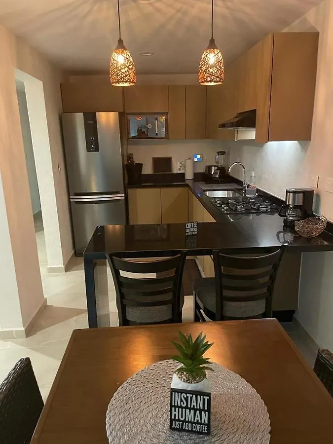 Departamento Centrico Y Moderno En Cancun.